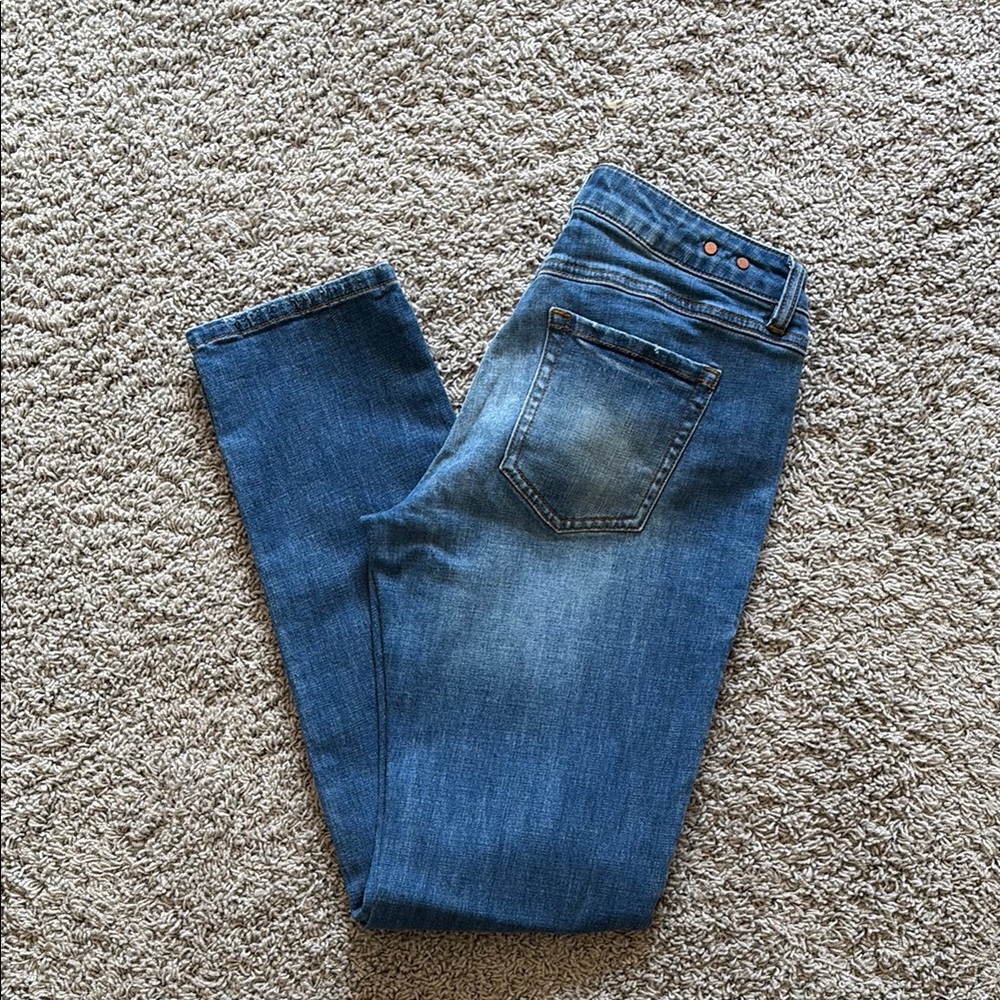 Cabi Slim Boyfriend Lightwash Blue Women's Jeans - Picture 2 of 13